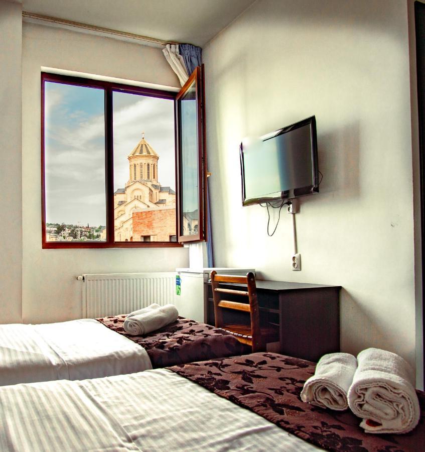 AIA Hotel Tbilisi Buitenkant foto