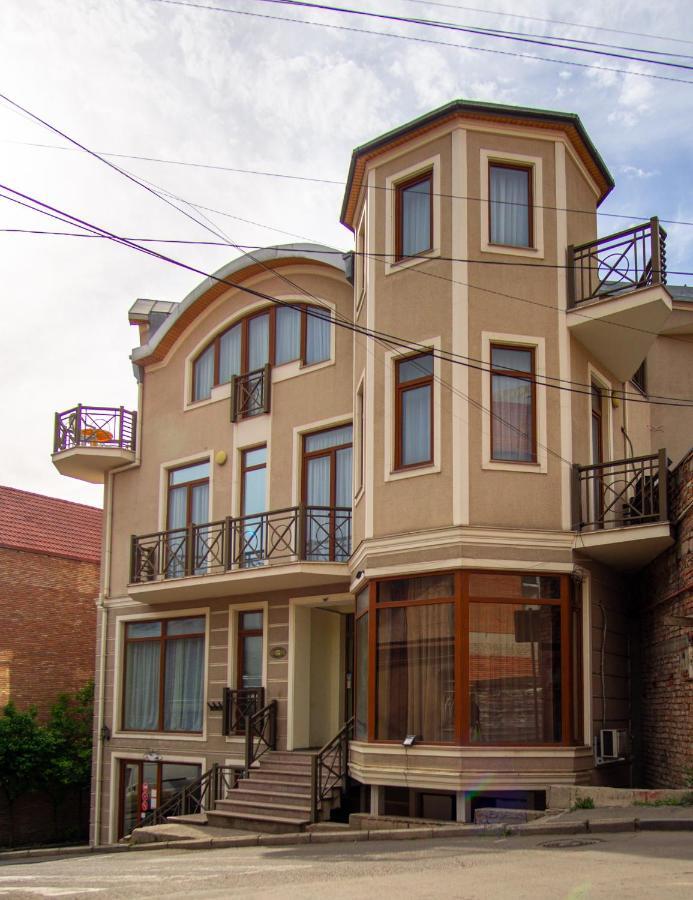 AIA Hotel Tbilisi Buitenkant foto