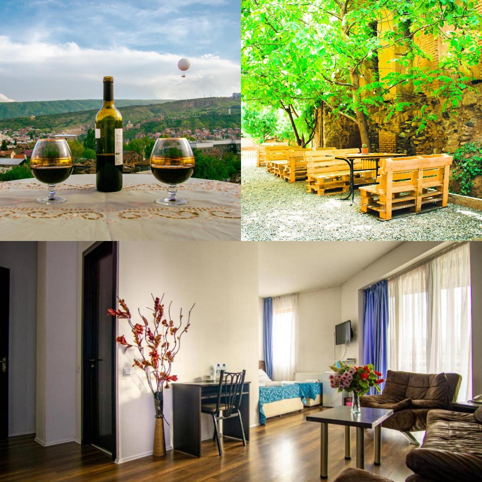 AIA Hotel Tbilisi Buitenkant foto